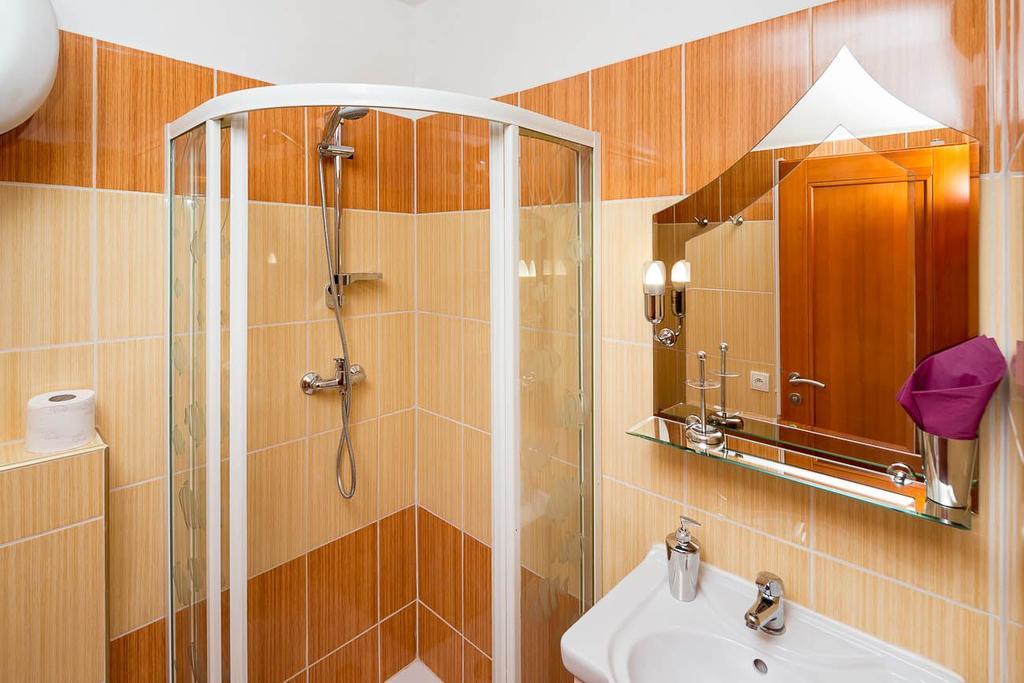Apartmany Pod Namestim Телч Экстерьер фото