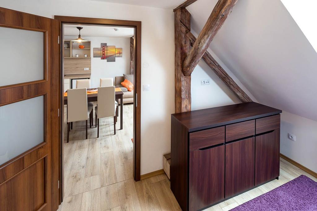 Apartmany Pod Namestim Телч Экстерьер фото