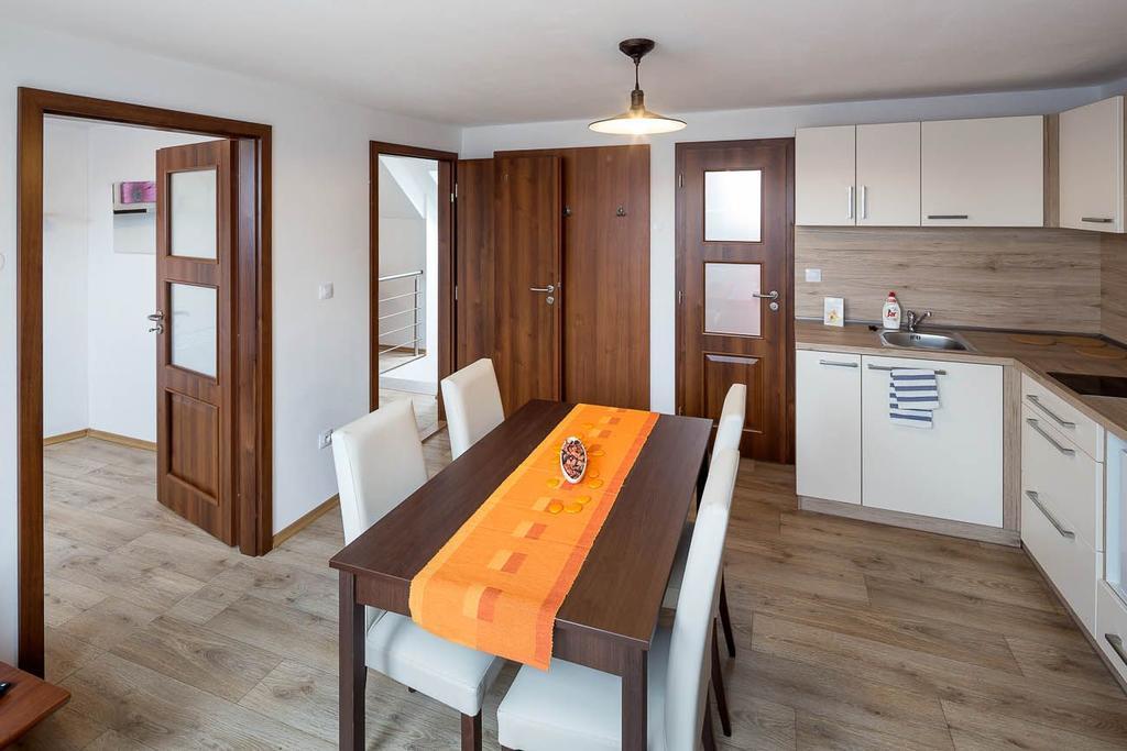 Apartmany Pod Namestim Телч Экстерьер фото