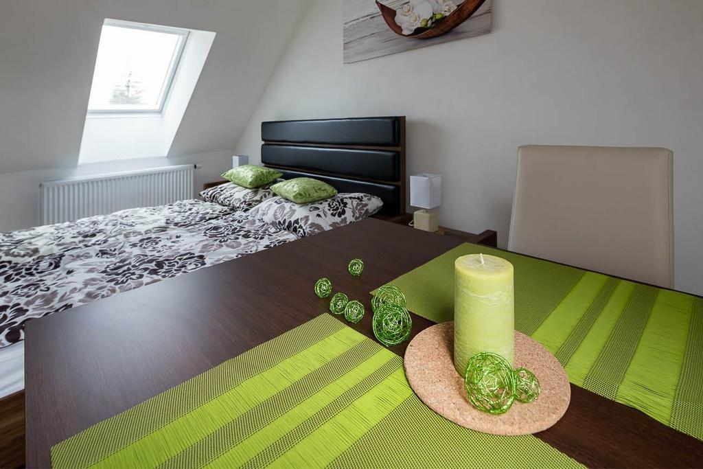 Apartmany Pod Namestim Телч Экстерьер фото
